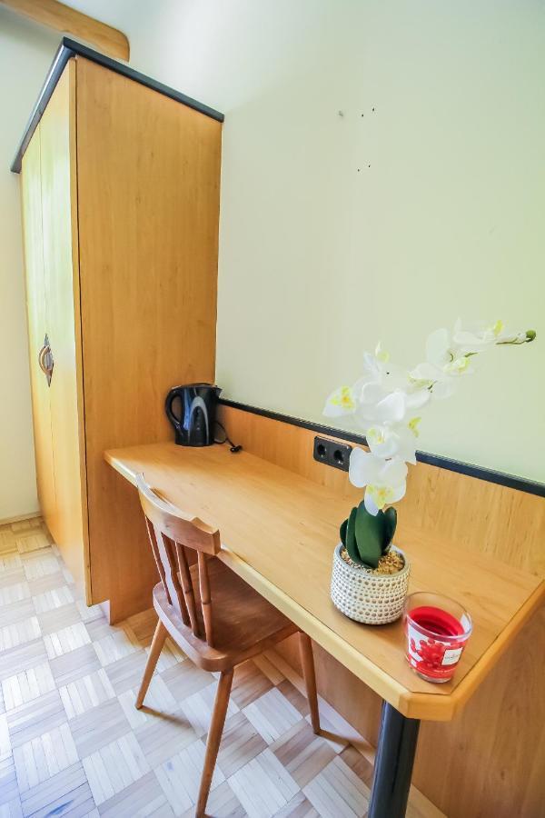 Premium Studio 2P Bs Apartment เวียนนา ภายนอก รูปภาพ